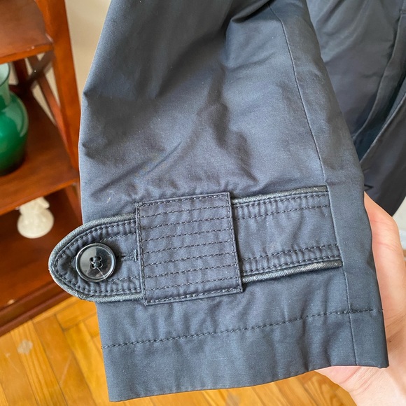 Gallery Black Trench Coat with a Belted Waist and Pockets - Picture 5 of 9